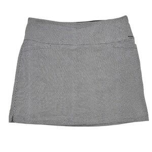 S. C. & Co. Black and White Skort‎  Geometric Design Size XXL